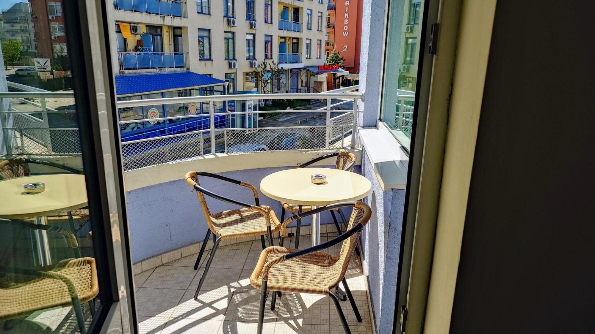 Favorit Aparthotel サニービーチ エクステリア 写真