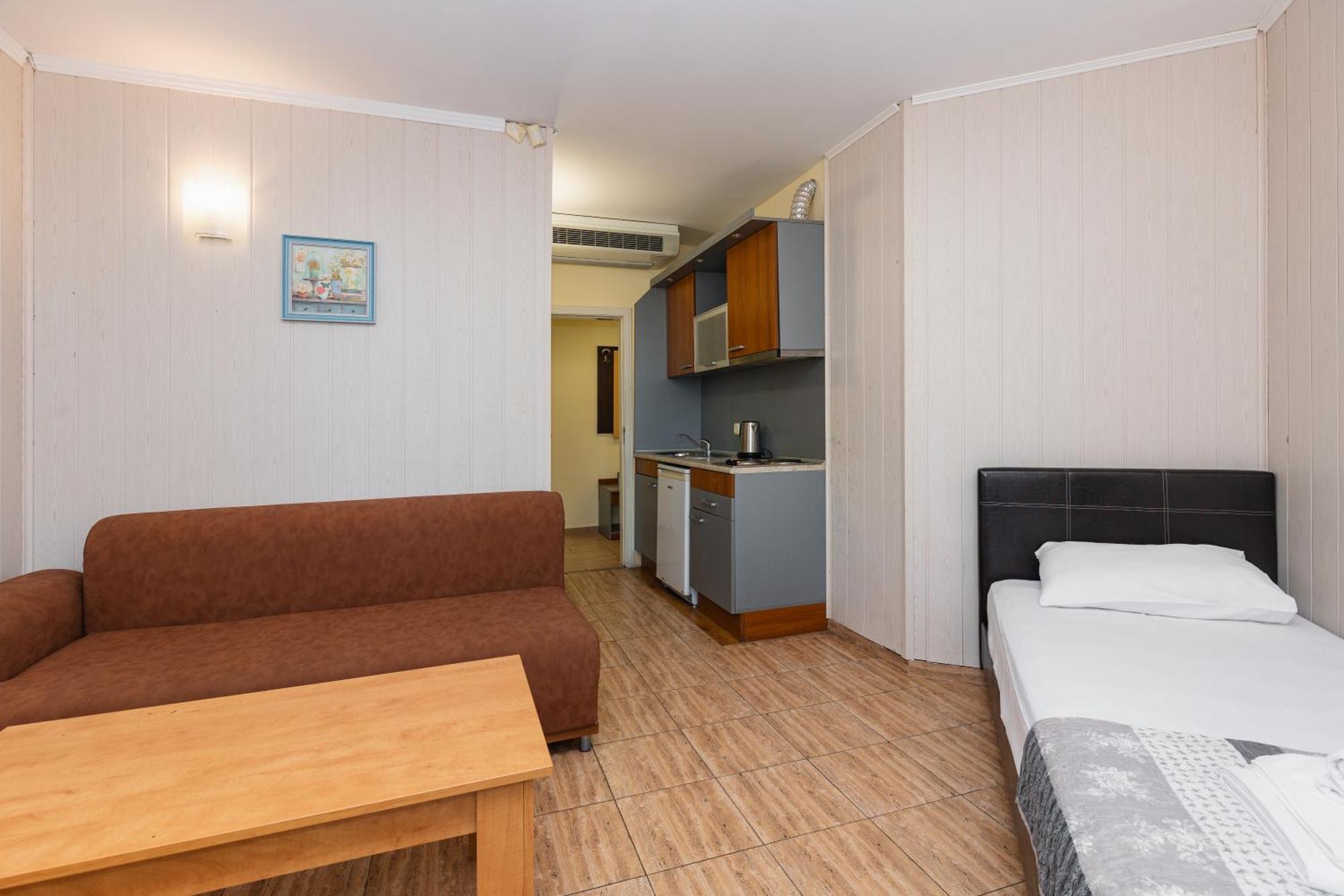 Favorit Aparthotel サニービーチ エクステリア 写真