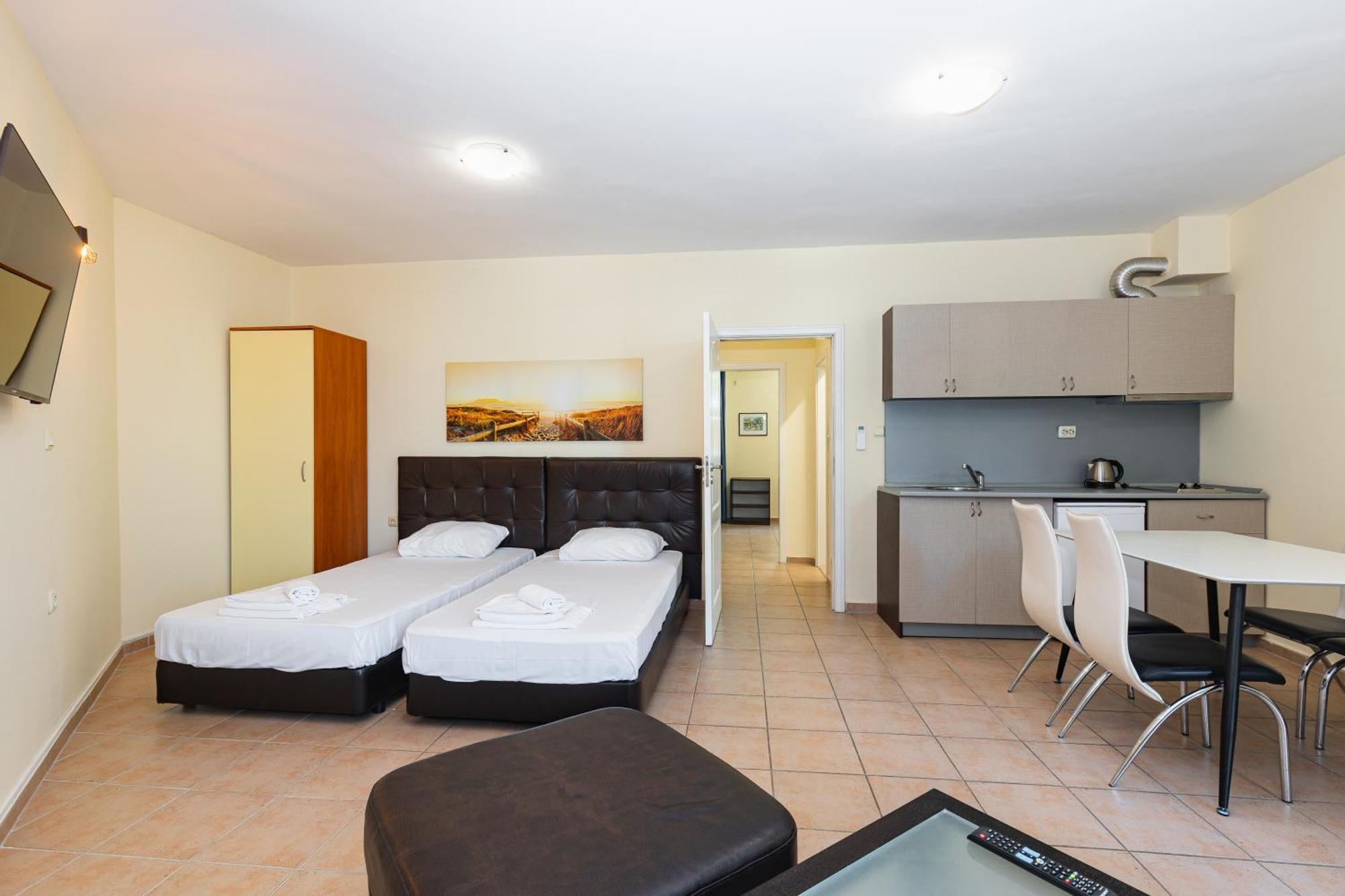 Favorit Aparthotel サニービーチ エクステリア 写真