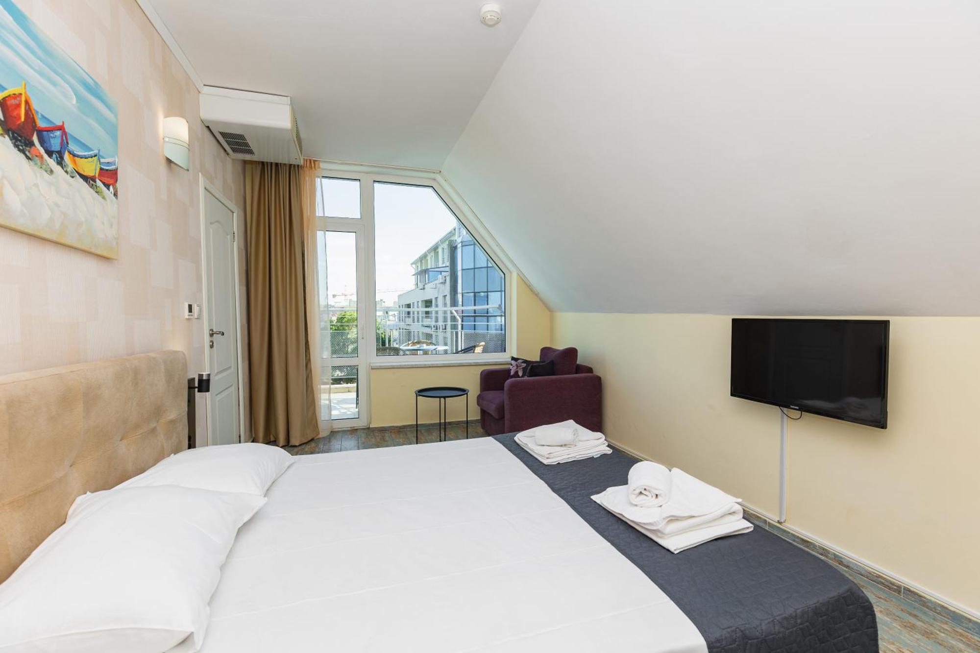Favorit Aparthotel サニービーチ エクステリア 写真